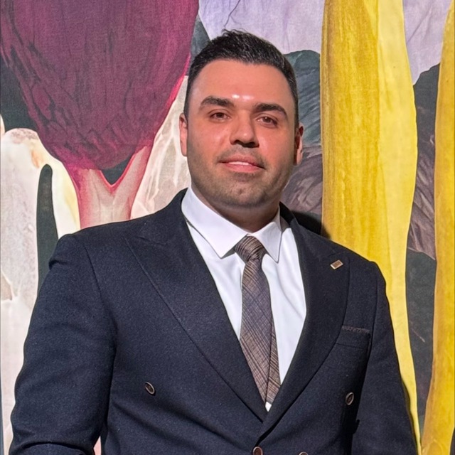 مهران تفرشی مدیرعامل گالری تفرشی